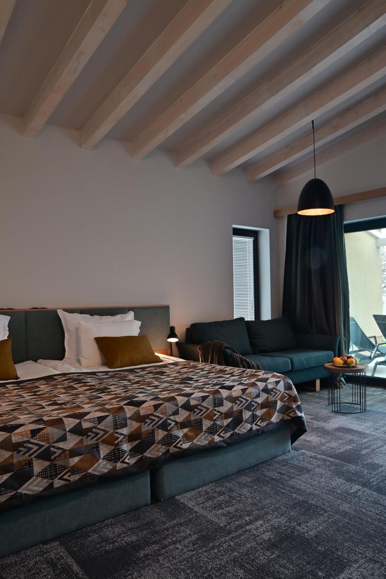 Blacksearama Golf & Villas Baltsjik Buitenkant foto