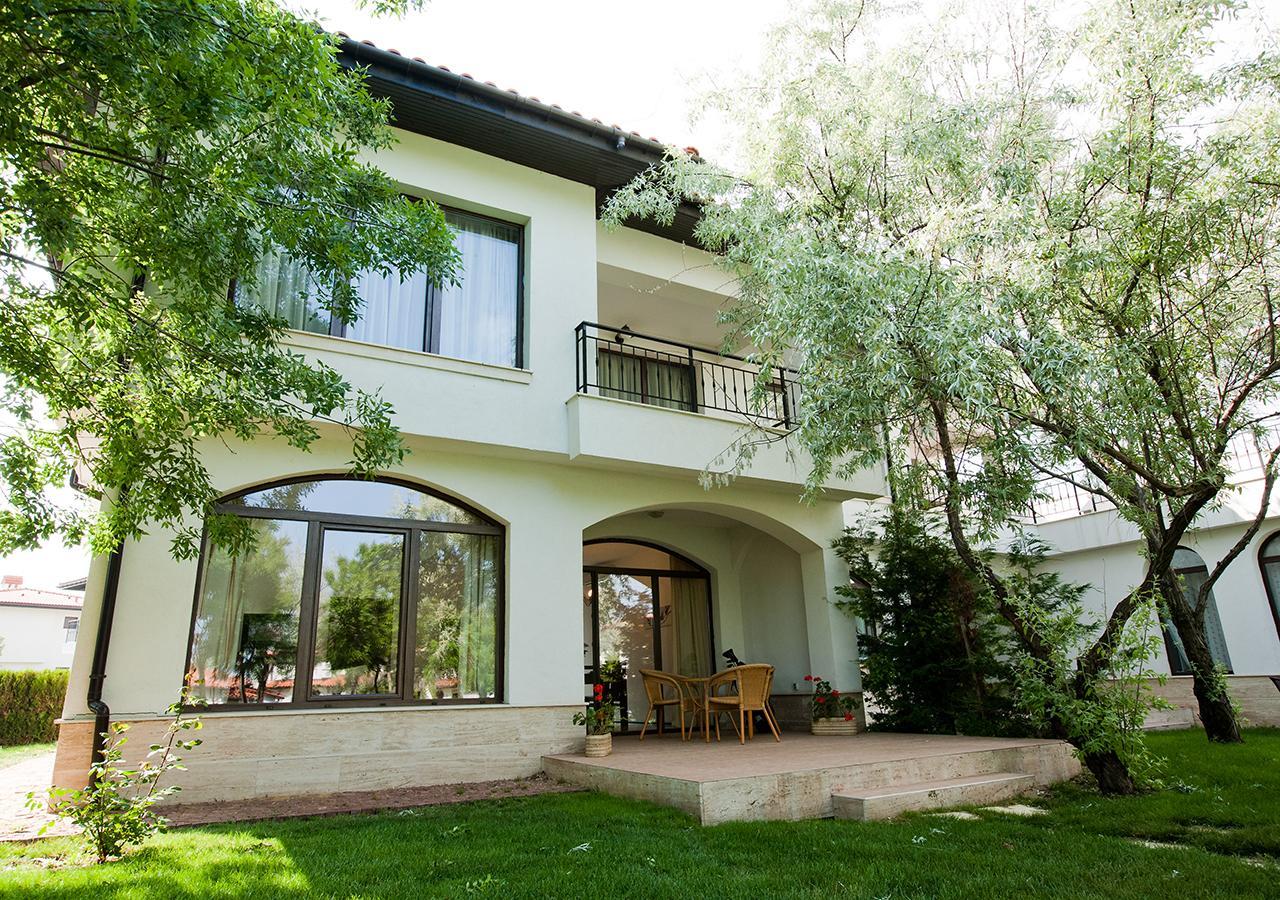 Blacksearama Golf & Villas Baltsjik Buitenkant foto
