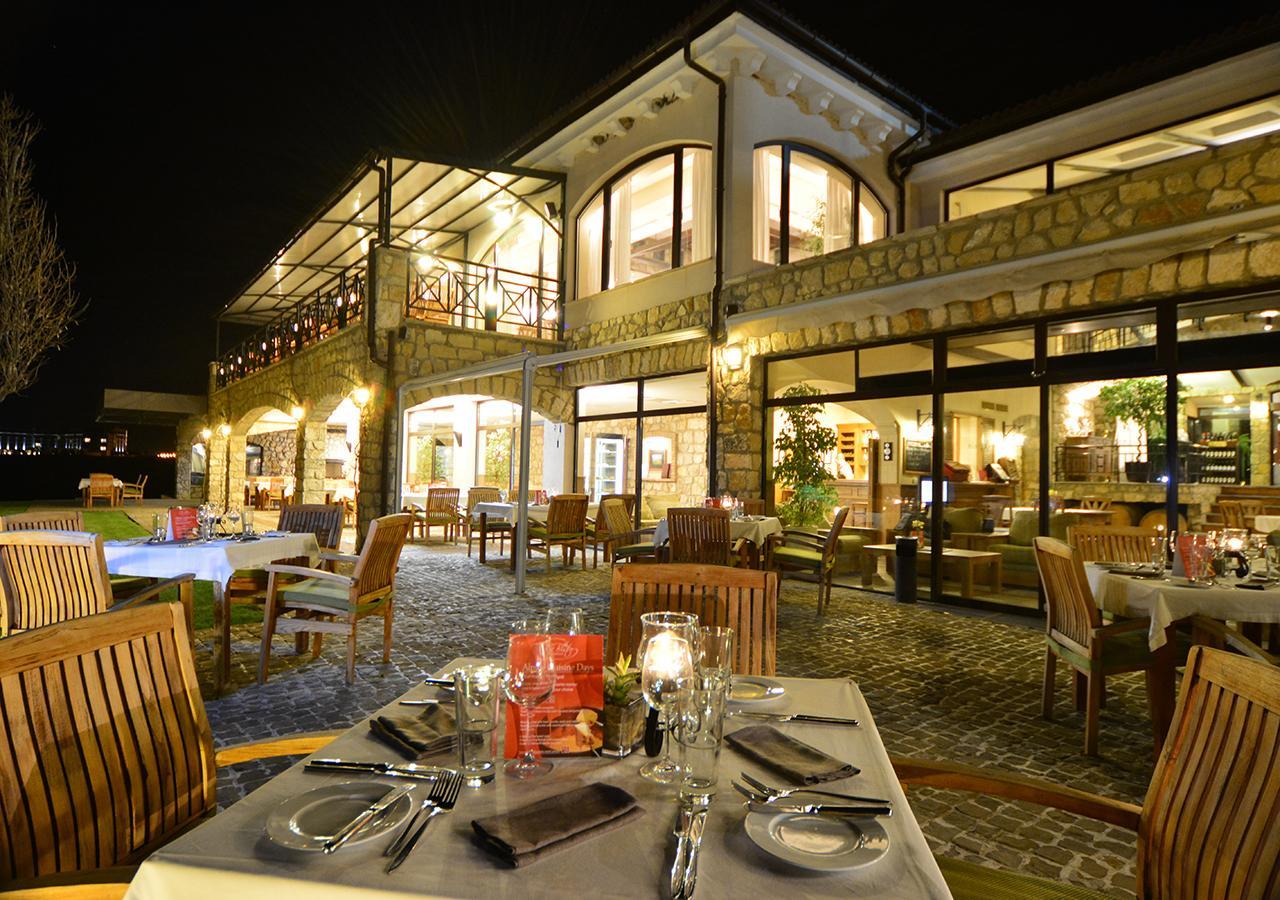 Blacksearama Golf & Villas Baltsjik Buitenkant foto